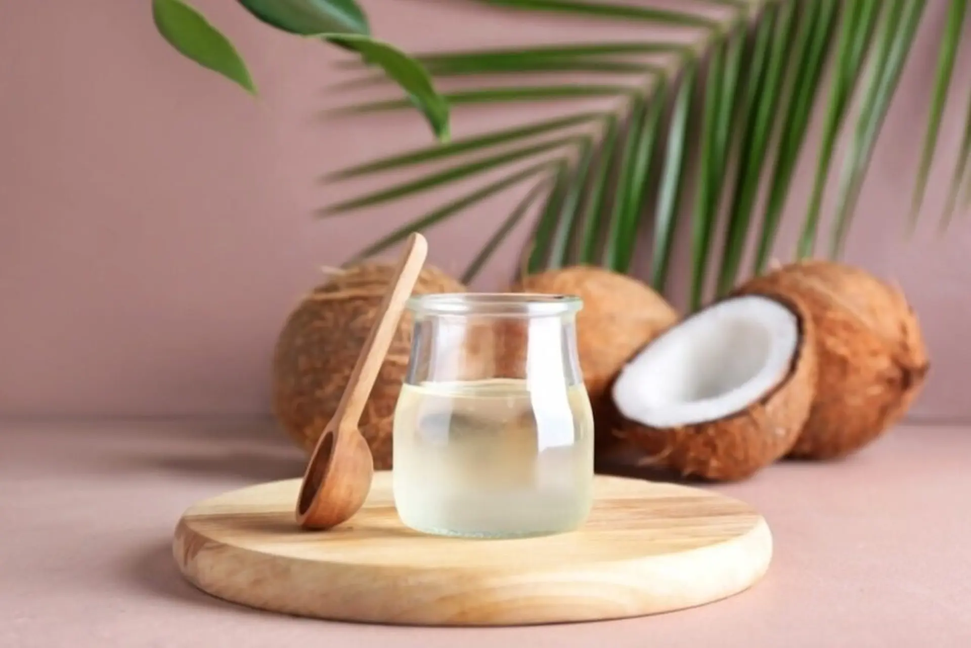 Cách làm dầu dừa nguyên chất tại nhà với nguyên liệu đơn giản
