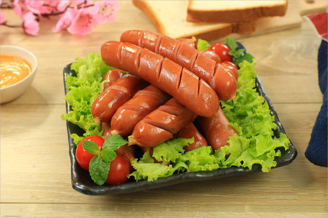 xúc xích YUMMY an toàn vệ sinh thực phẩm I xiên que giá sỉ I xúc xích giòn  ngon 0777033324